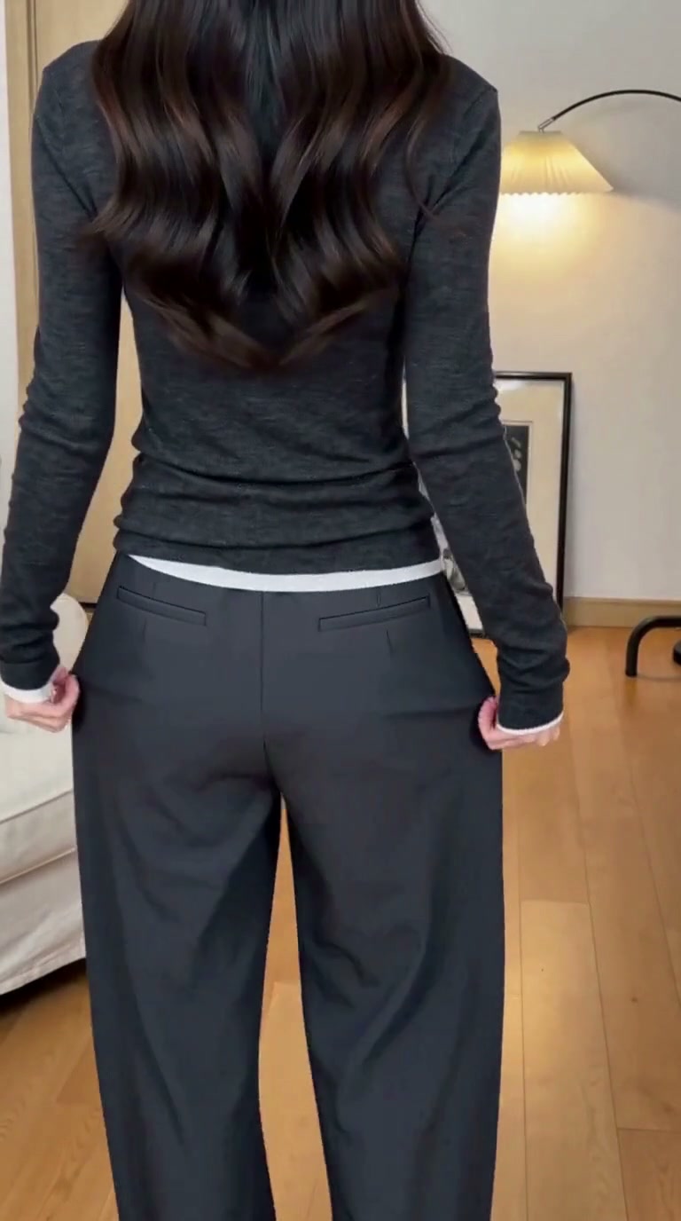 服装展示 · 模特穿搭成片